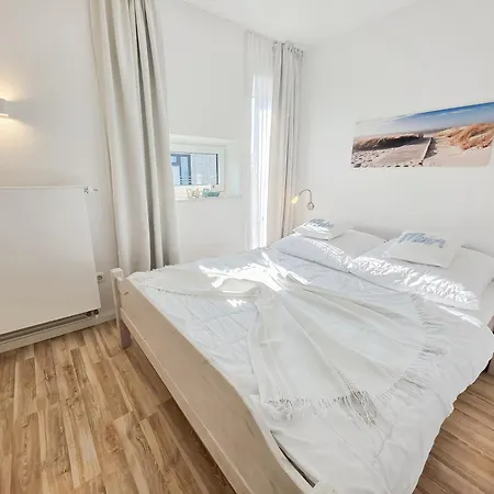 Hamburger Str 2 We 4 *