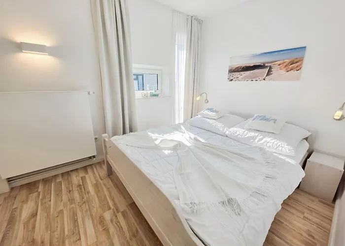 Hamburger Str 2 We 4 *